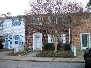 1st image of 802 Saint Denis Ct