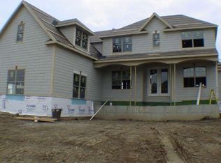 14274 Brooks Edge Cir, Fortville, IN 46040