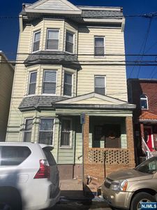 78 Napoleon St, Newark, NJ, 07105