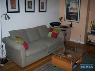 1266 Teaneck Rd #19, Teaneck, NJ 07666