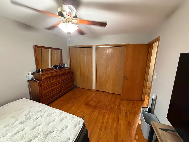 8833 Oswego Ave — Photo 10