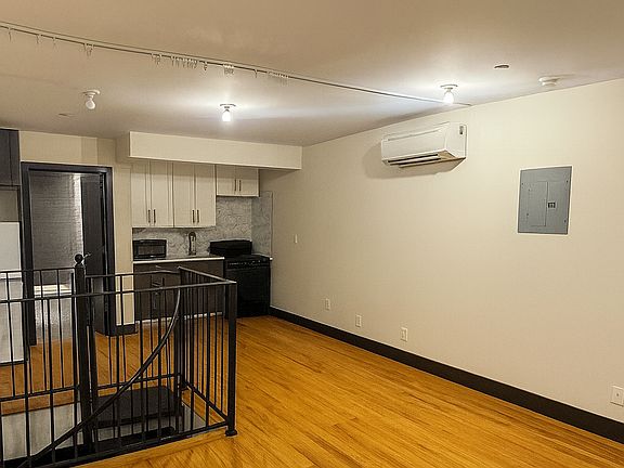 3rd image of 2427 Dean St #1A