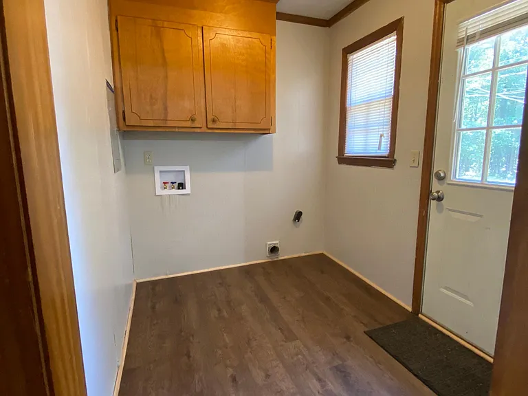 322 Walden Ave #B — Photo 5