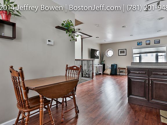 4th image of 216 Everett St