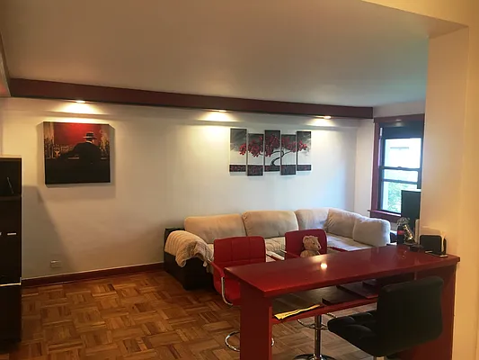 Sold by Keller Williams Realty Landmark | media 8