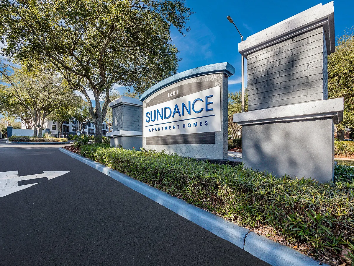 Building Photo - Sundance at Clermont