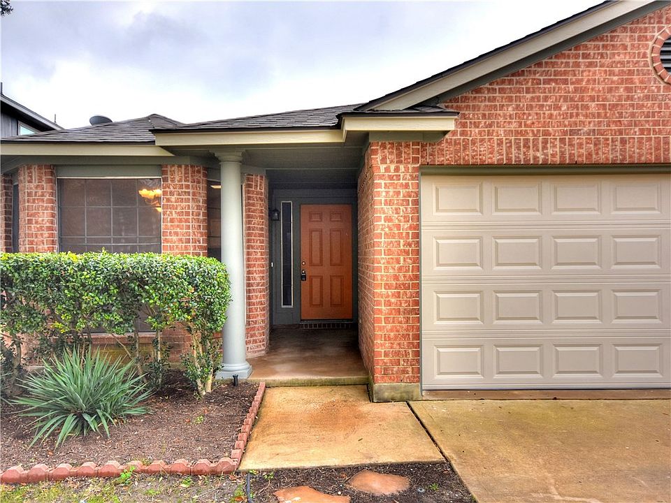 1st image of 17337 Tobermory Dr