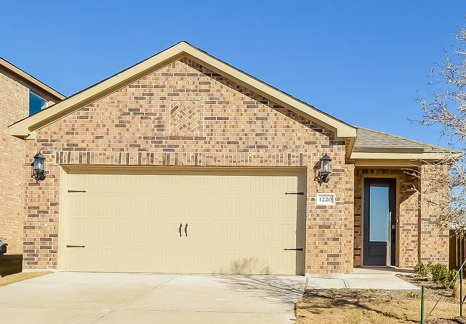 1220 Princeton Hts