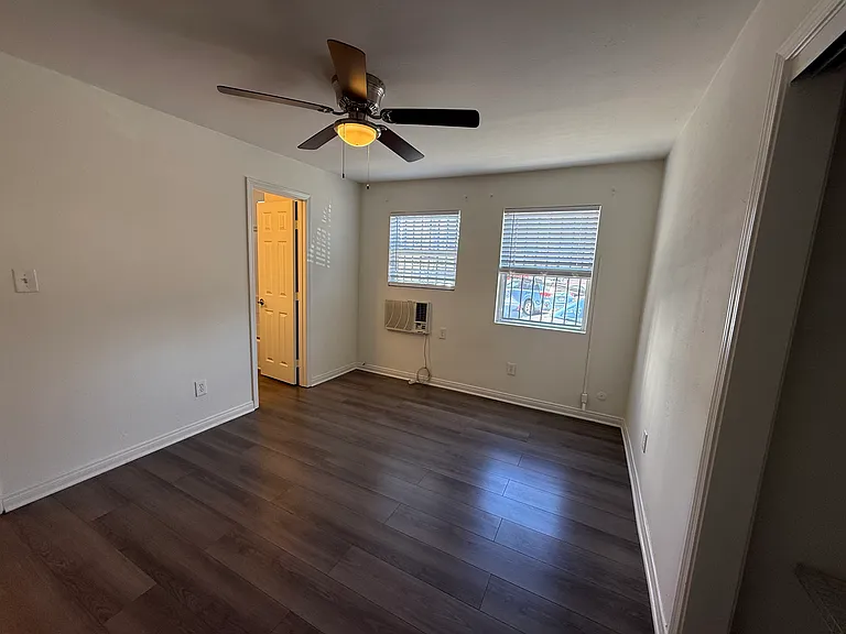 1032-1036 S Normandie Ave #5 — Photo 22
