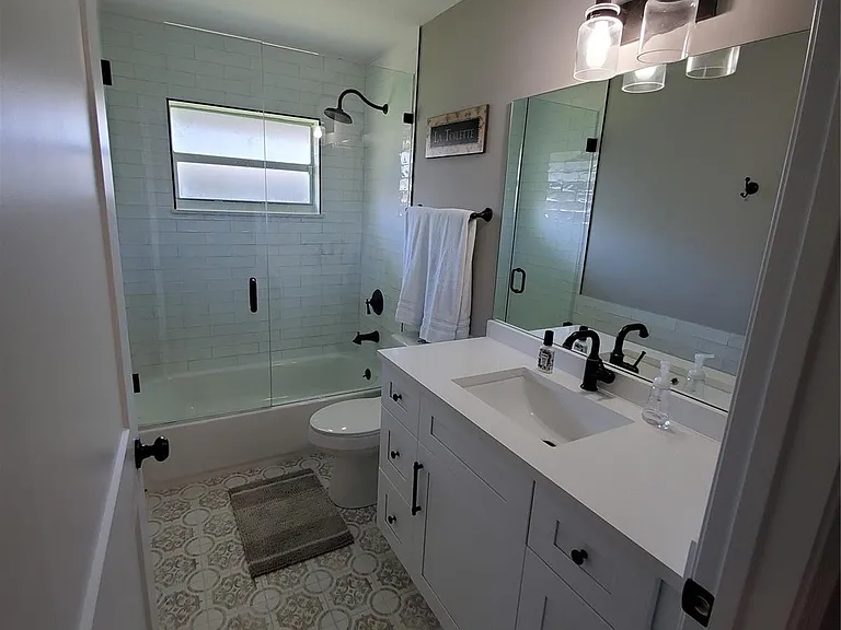 13917 Sheffield Ct — Photo 29