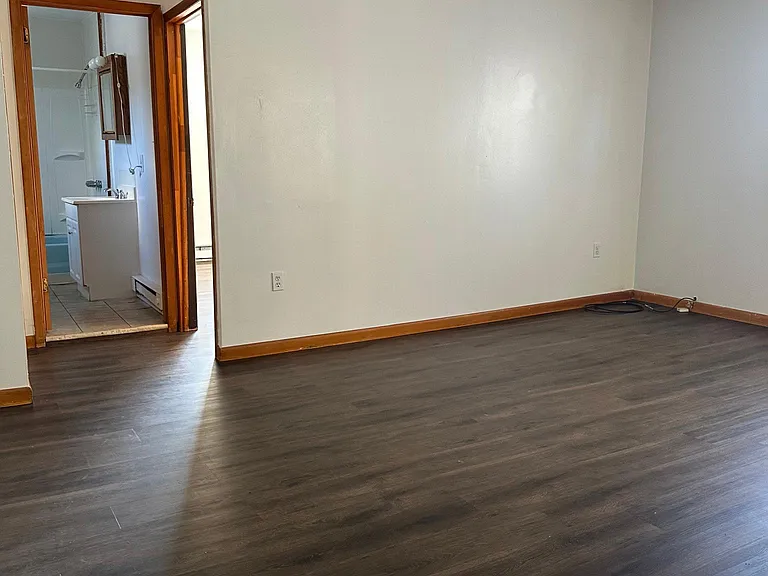 119 Green Pl #2 — Photo 8