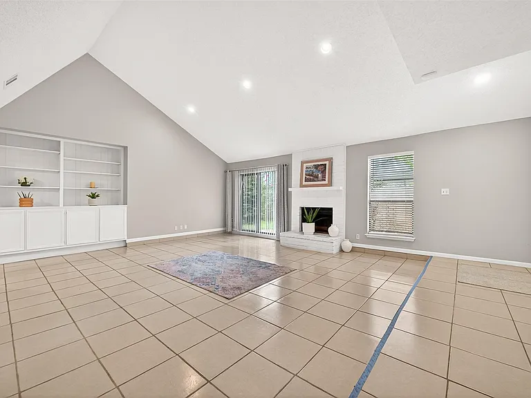 2322 Sunset Trl — Photo 6