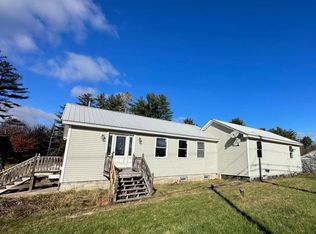 177 Depot St, Hebron, ME 04220
