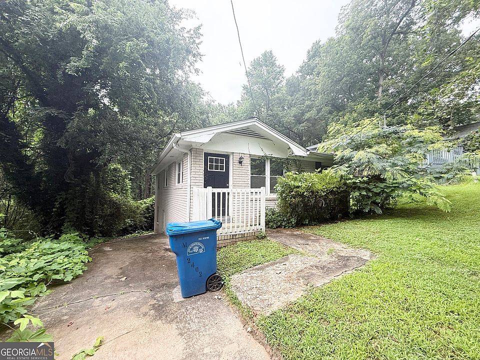 2nd image of 2402 N Main St NW
