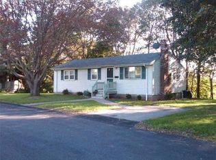 21 Harborview Rd, Hull, MA 02045
