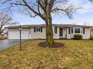 276 Wahl Rd, Rochester, NY 14609
