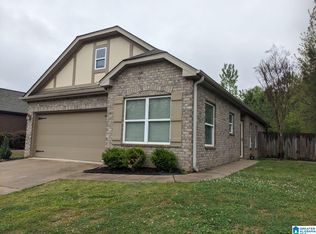 6592 Southern Trace Dr, Leeds, AL 35094
