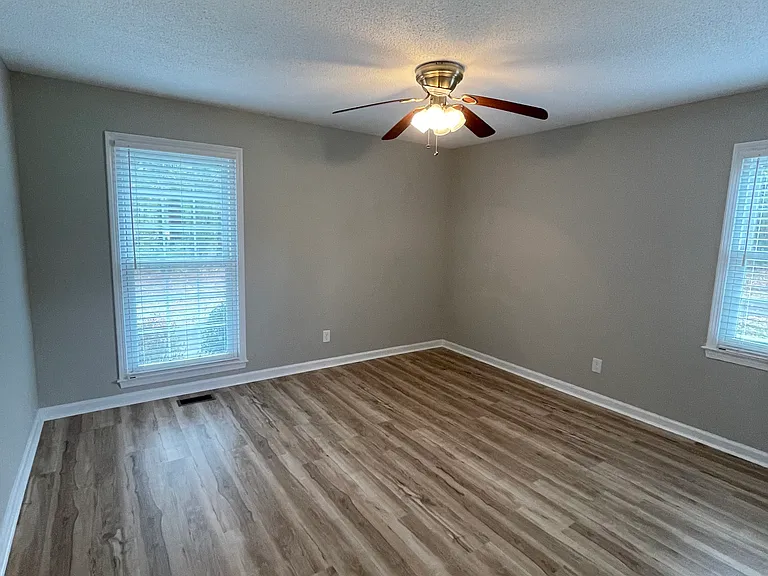 5605 Borden Rd — Photo 11