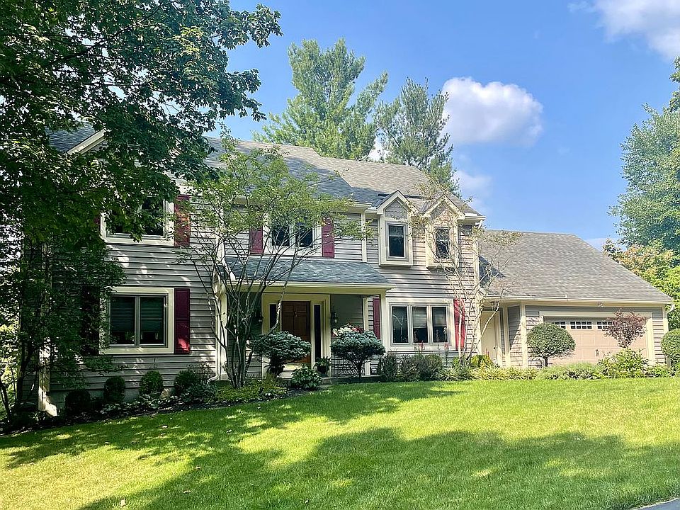2nd image of 7741 Glen Eden Ln