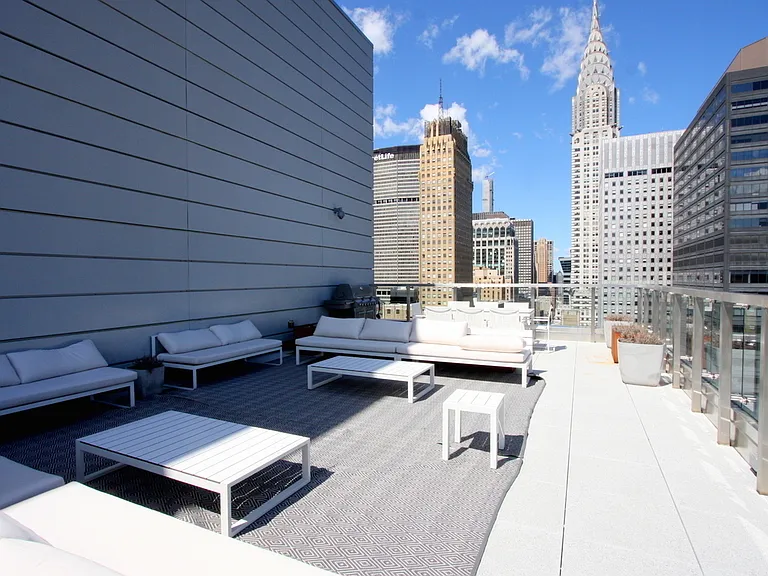 325 Lexington Ave #6A — Photo 10