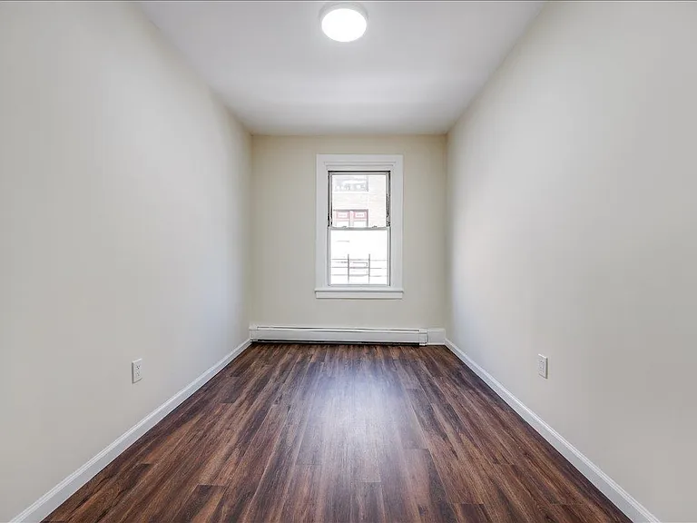 97 Saint Pauls Ave #2 — Photo 18