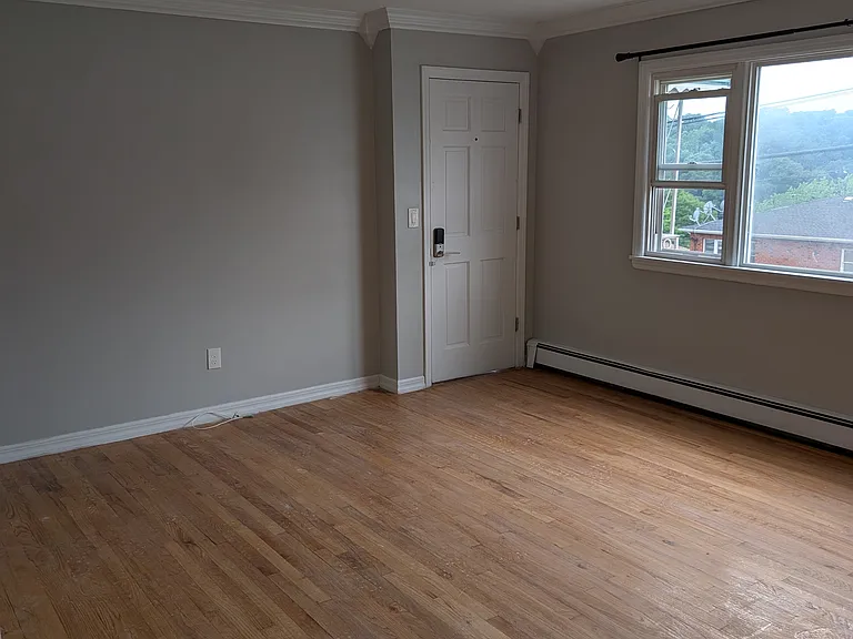 162 Bennett Ave #1 — Photo 5