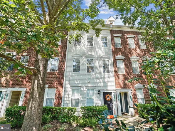 42501 Rockrose Sq, Ashburn, VA 20148