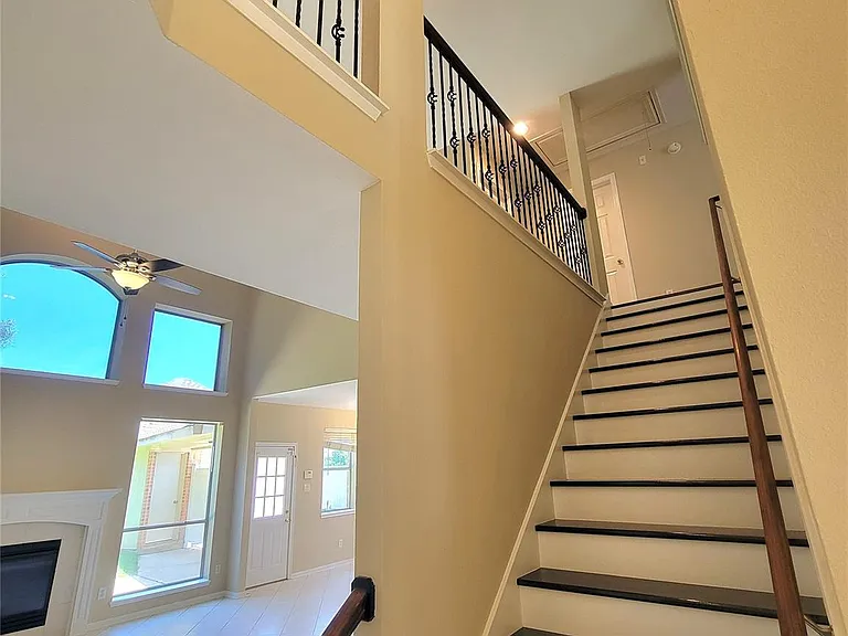 2134 Hill Canyon Ct — Photo 22