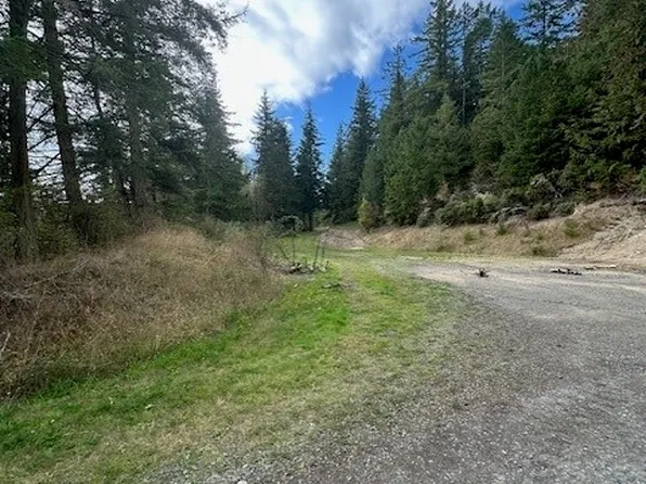 999 Old Blyn HWY, Sequim, WA 98382