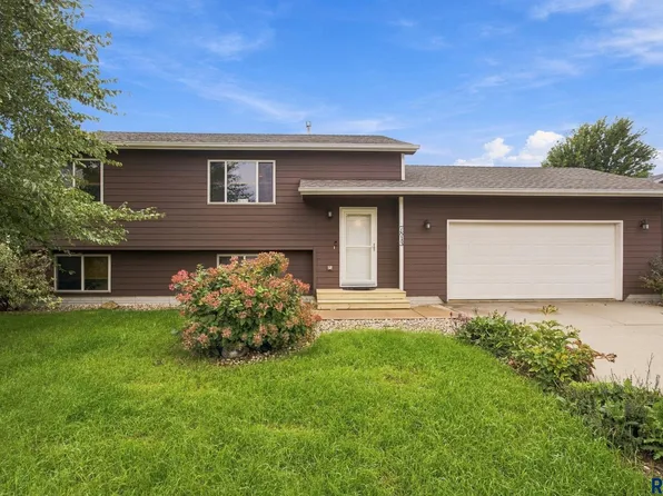 7813 W 44th St, Sioux Falls, SD 57106
