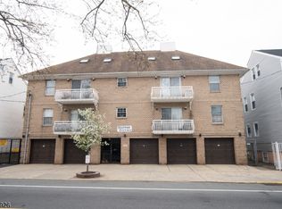 272-276 Walnut St #4B, Newark City, NJ 07105