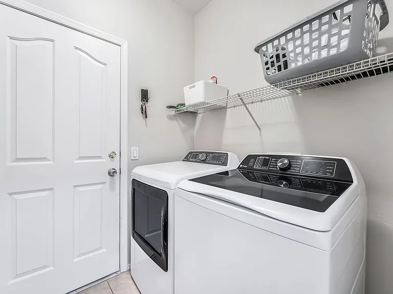 2691 Wind Spinner St — Photo 31