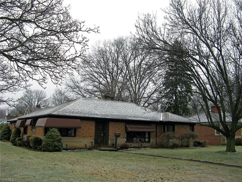 1st image of 4800 W 210th St