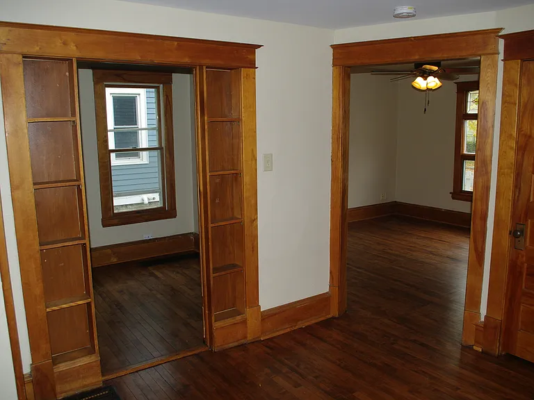 514 View St — Photo 6