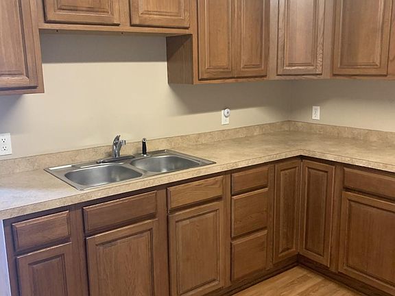 2nd image of 706 E 7th Ave #1