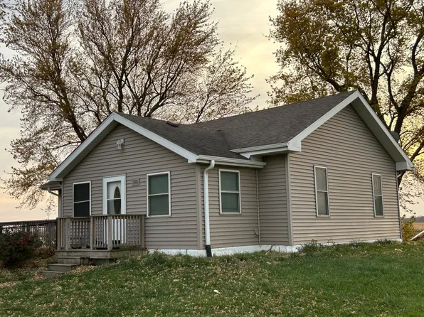 3365 E Braceville Rd, Gardner, IL 60424