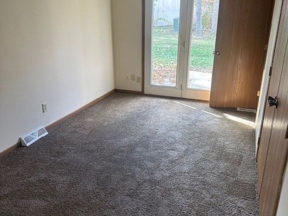 5th image of 63-65 Keene Dr #63