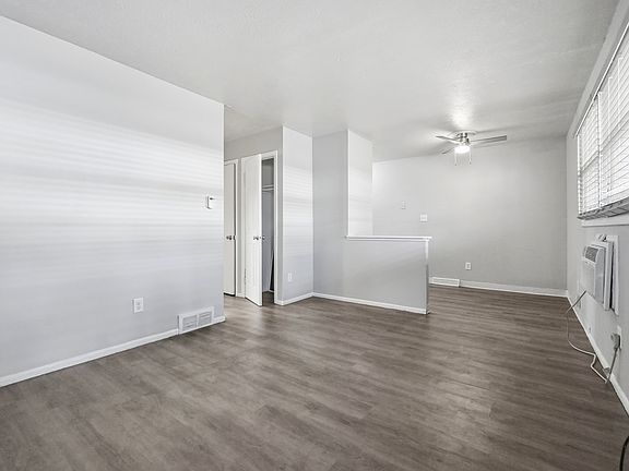 2nd image of 7569 Mentor Ave