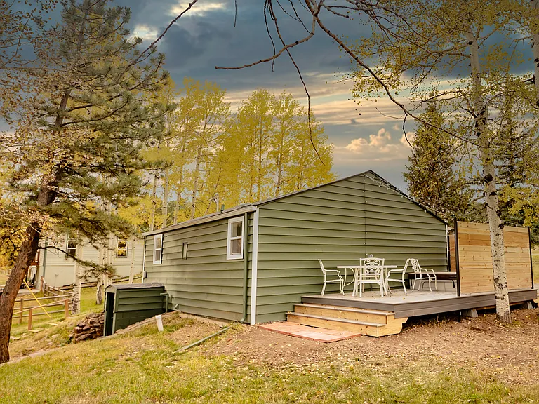 220 Burland Dr — Photo 28