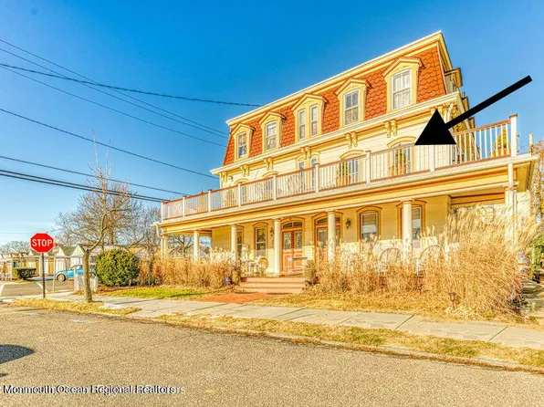 35 Ocean Ptwy APT 2, Ocean Grove, NJ 07756