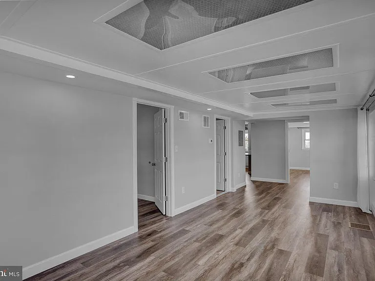 933 N Hanover St #2 — Photo 5