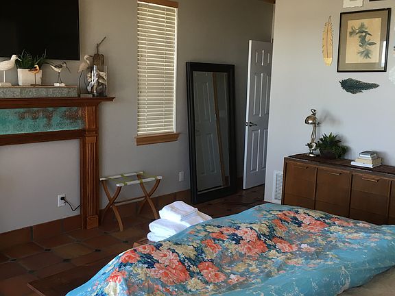 5th image of 104 E Gorrie Dr