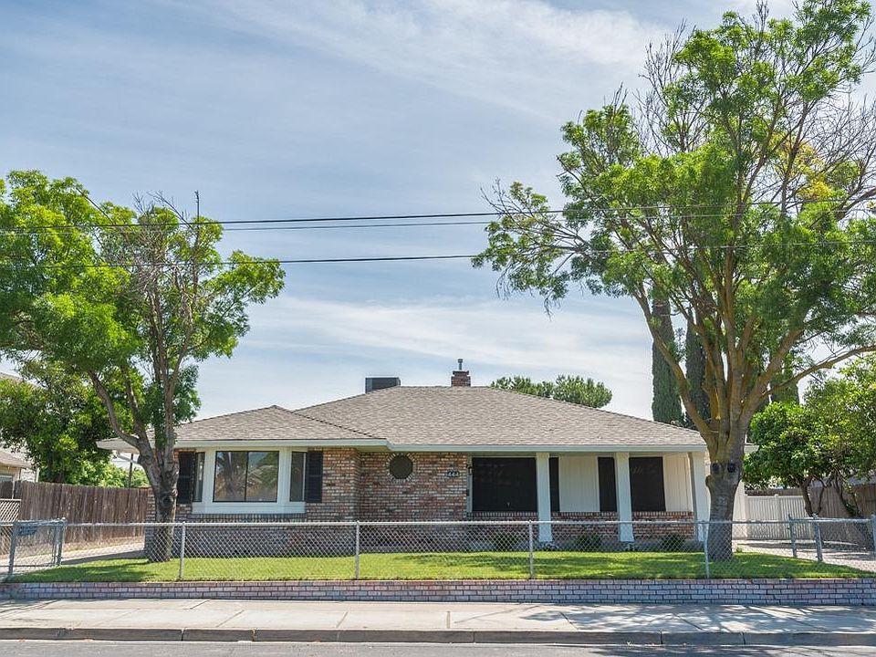 1st image of 444 N Lincoln Ave