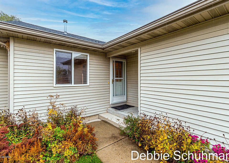 1st image of 2871 Harmony Ct #17
