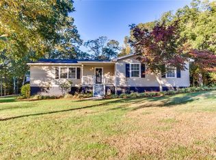 376 Black Bottom Rd, Liberty, SC 29657