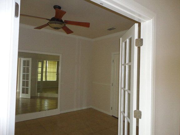 5th image of 2512 Denton Creek Ave