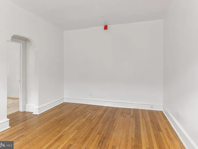 4844 Walnut St. — Photo 6