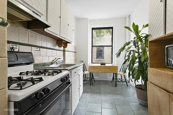 Sold by Corcoran | media 13