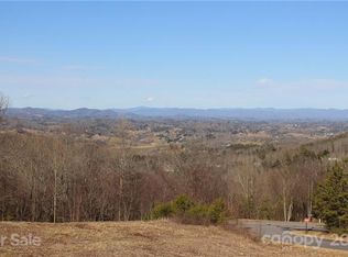 106 View Ridge Pkwy, Leicester, NC 28748
