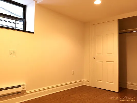 Rented by aptsandlofts.com | media 11